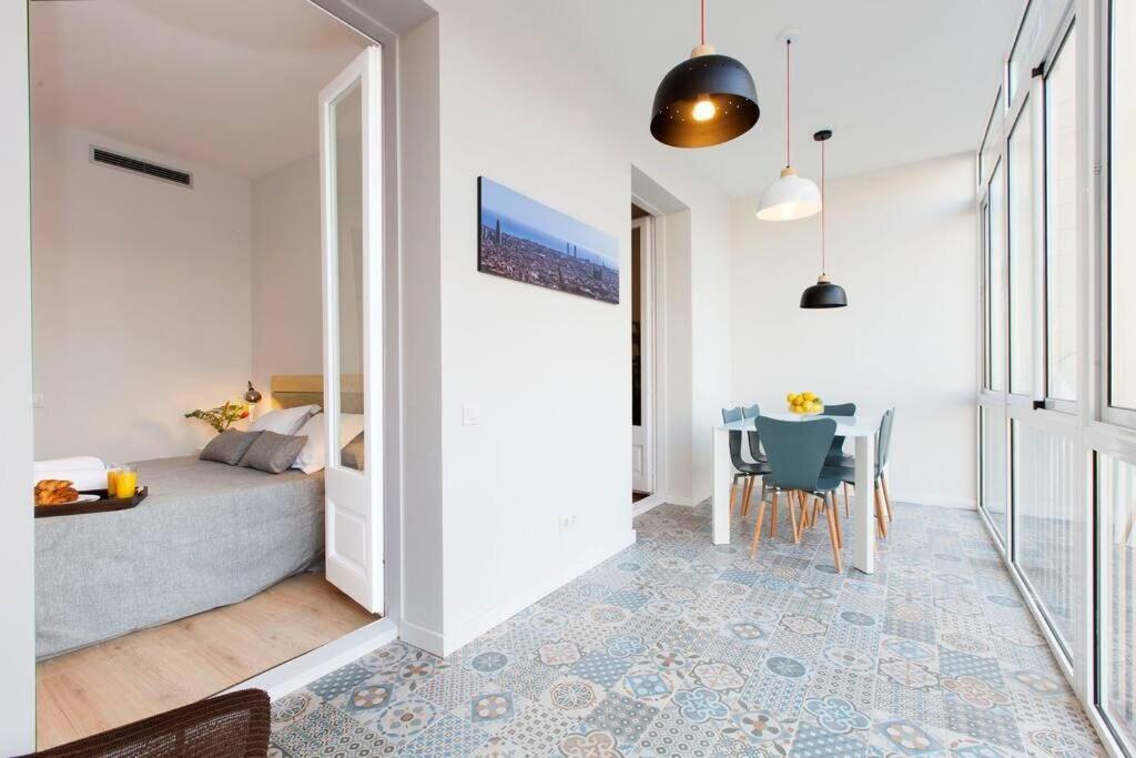 Perfectly Located 4Bed 4Bath Apartment In Barcelona 3 1 Eksteriør bilde